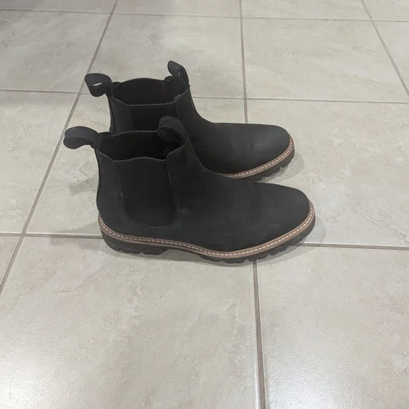 Nisolo Carmen Chelsea Boots - Picture 2 of 4
